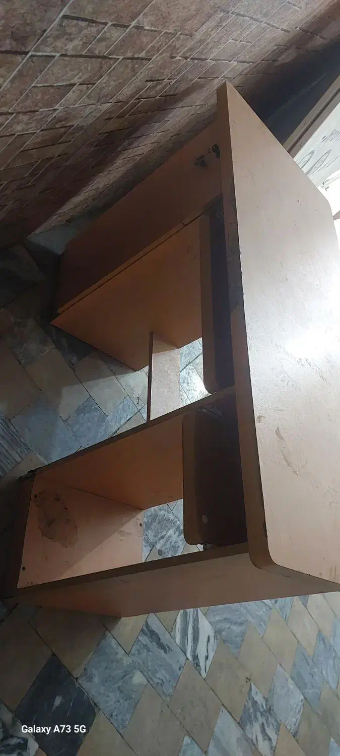 میز|میز تحریر و کامپیوتر|دره شهر, |دیوار