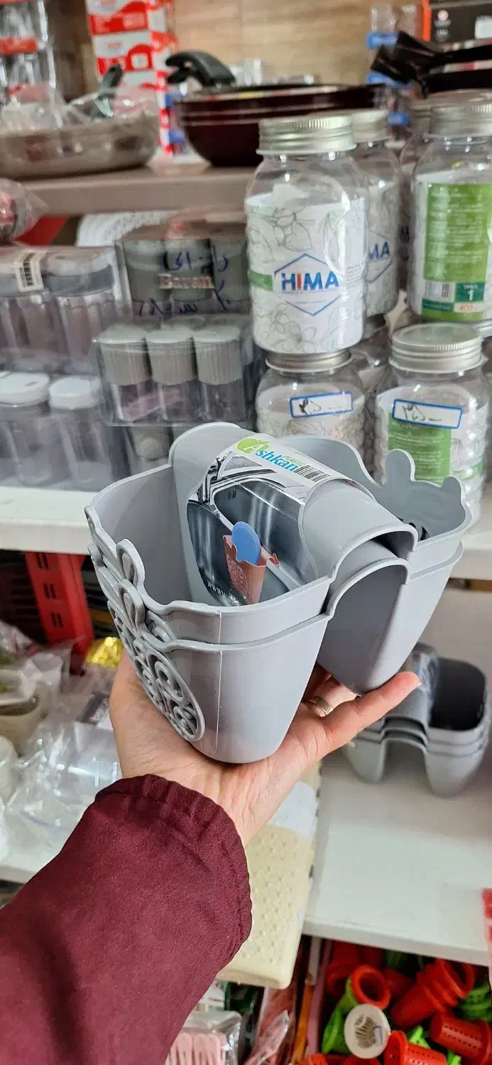 همه چیز از ۲۰ الی ۵۰تومن|ظروف نگهدارنده، پلاستیکی، یک‌بارمصرف|یزد, |دیوار