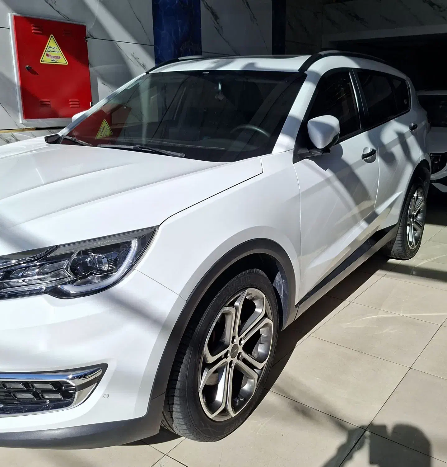 فیدلیتی ۱۴۰۲ بیرنگ بدون خط وخش|خودرو سواری و وانت|تبریز, |دیوار