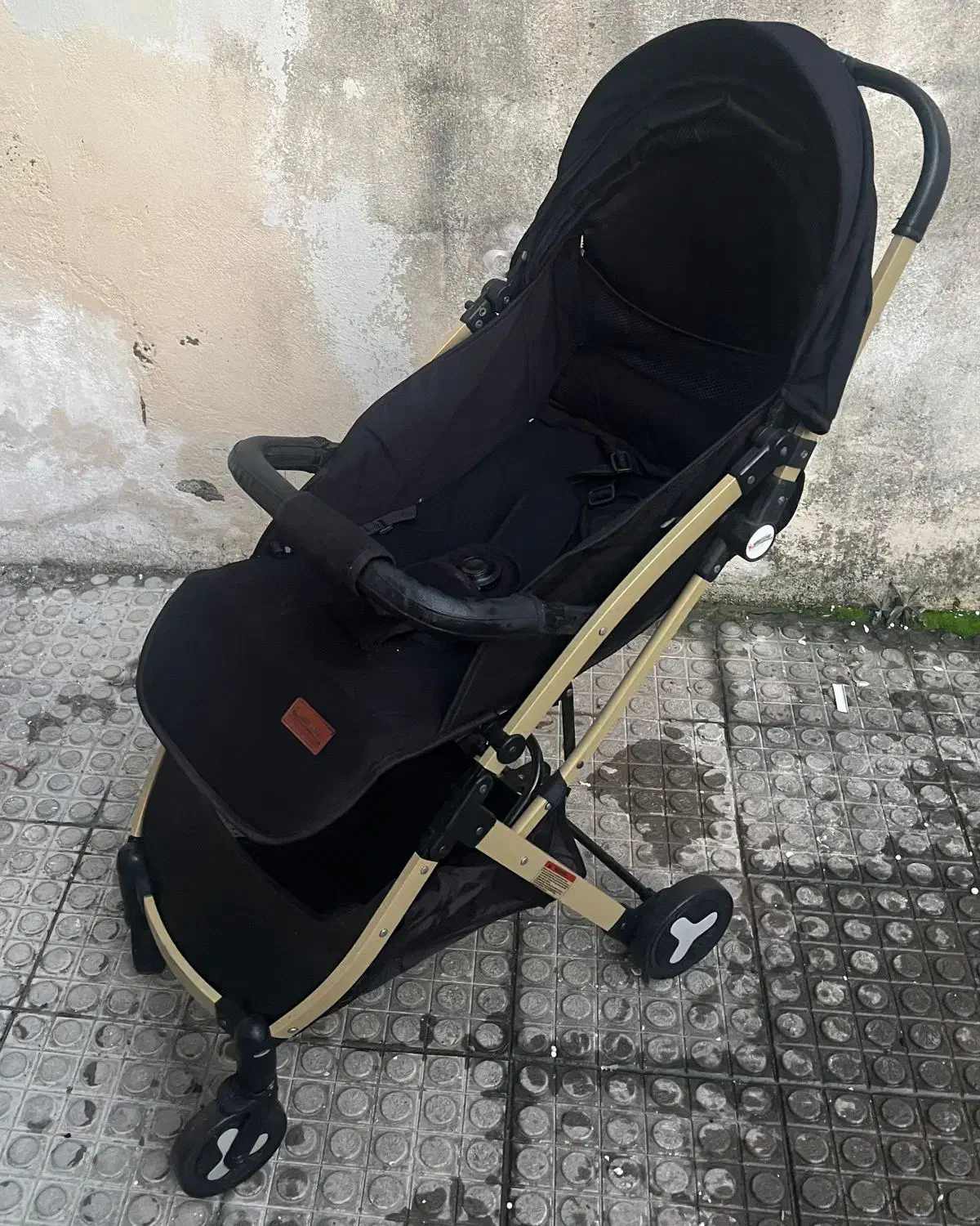 کالسکه بیبی استار|کالسکه و لوازم جانبی|رشت, پستک|دیوار