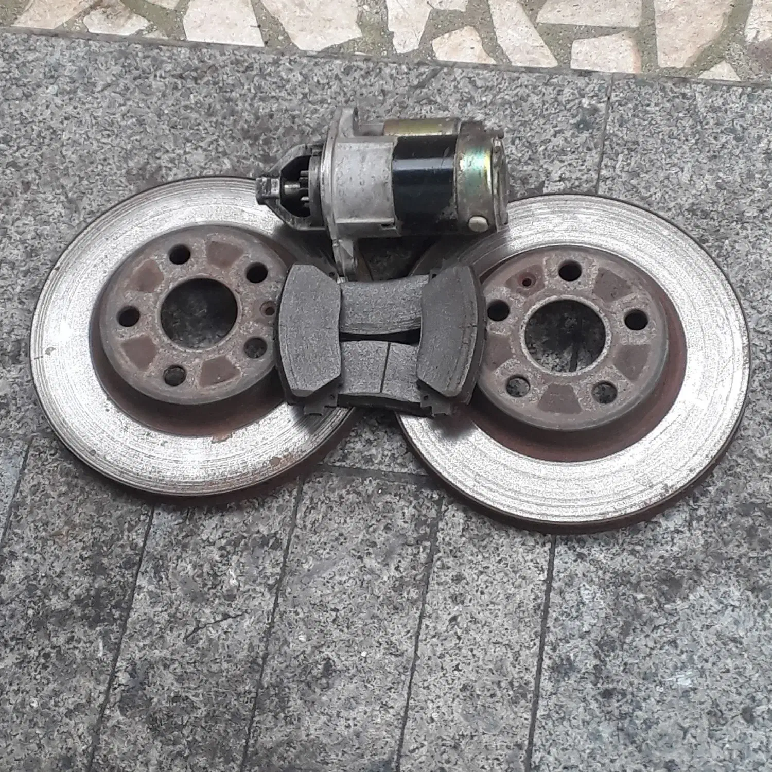 کاسه چرخ لنت استارت|قطعات یدکی و لوازم جانبی|رشت, یخسازی|دیوار