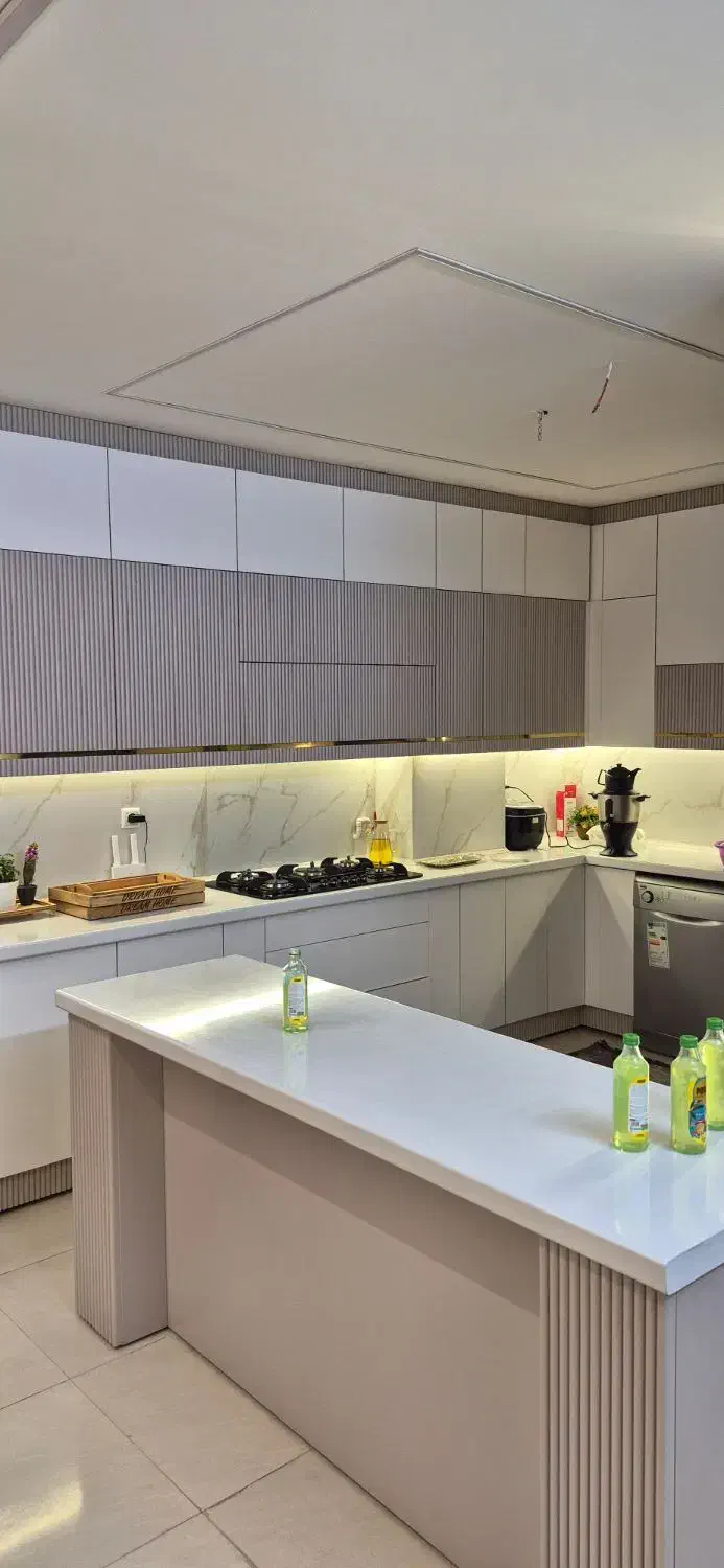 برشکار و مونتاژ کار ام دی اف با جای خواب|استخدام صنعتی، فنی، مهندسی|تفت, |دیوار