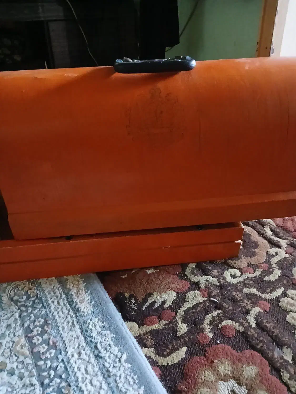 چرخ  خیاطی.شیر نشان|چرخ خیاطی و ریسندگی|شوشتر, |دیوار