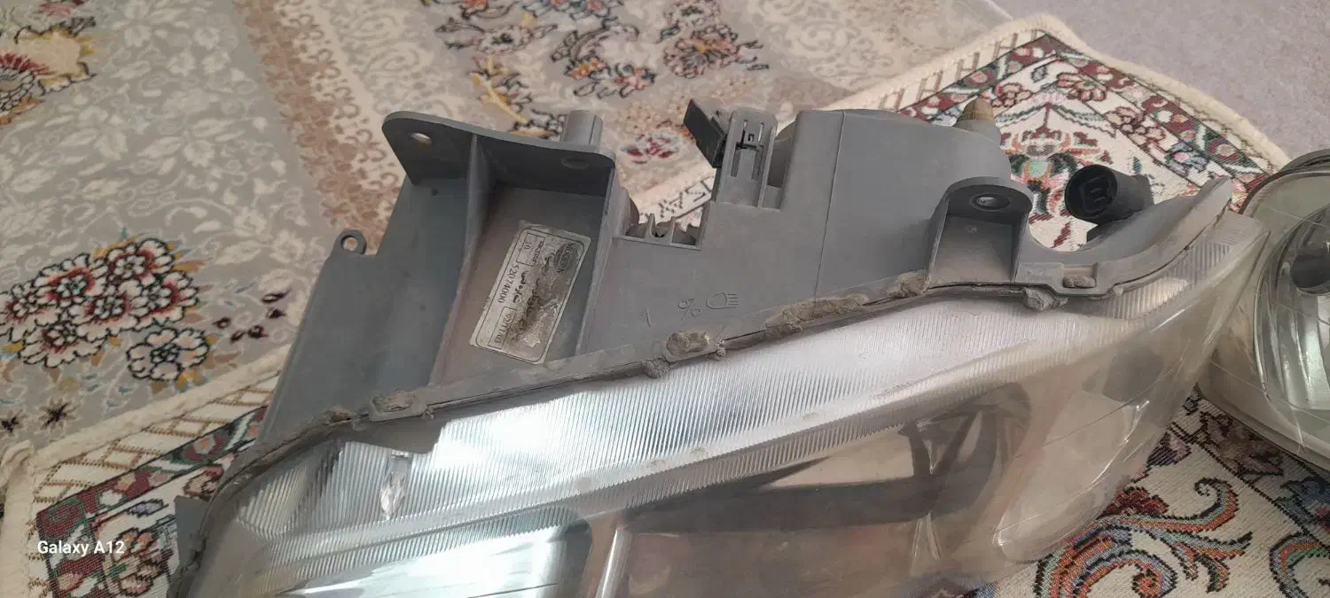 چراغ جلو پژو پارس سالم|قطعات یدکی و لوازم جانبی|کاشان, شهدا|دیوار