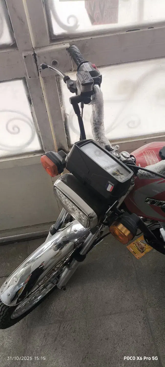 هندا خشک 3سال کار واقعی معاوضه با ایفون یا ماشین|موتورسیکلت|مشهد, انقلاب|دیوار