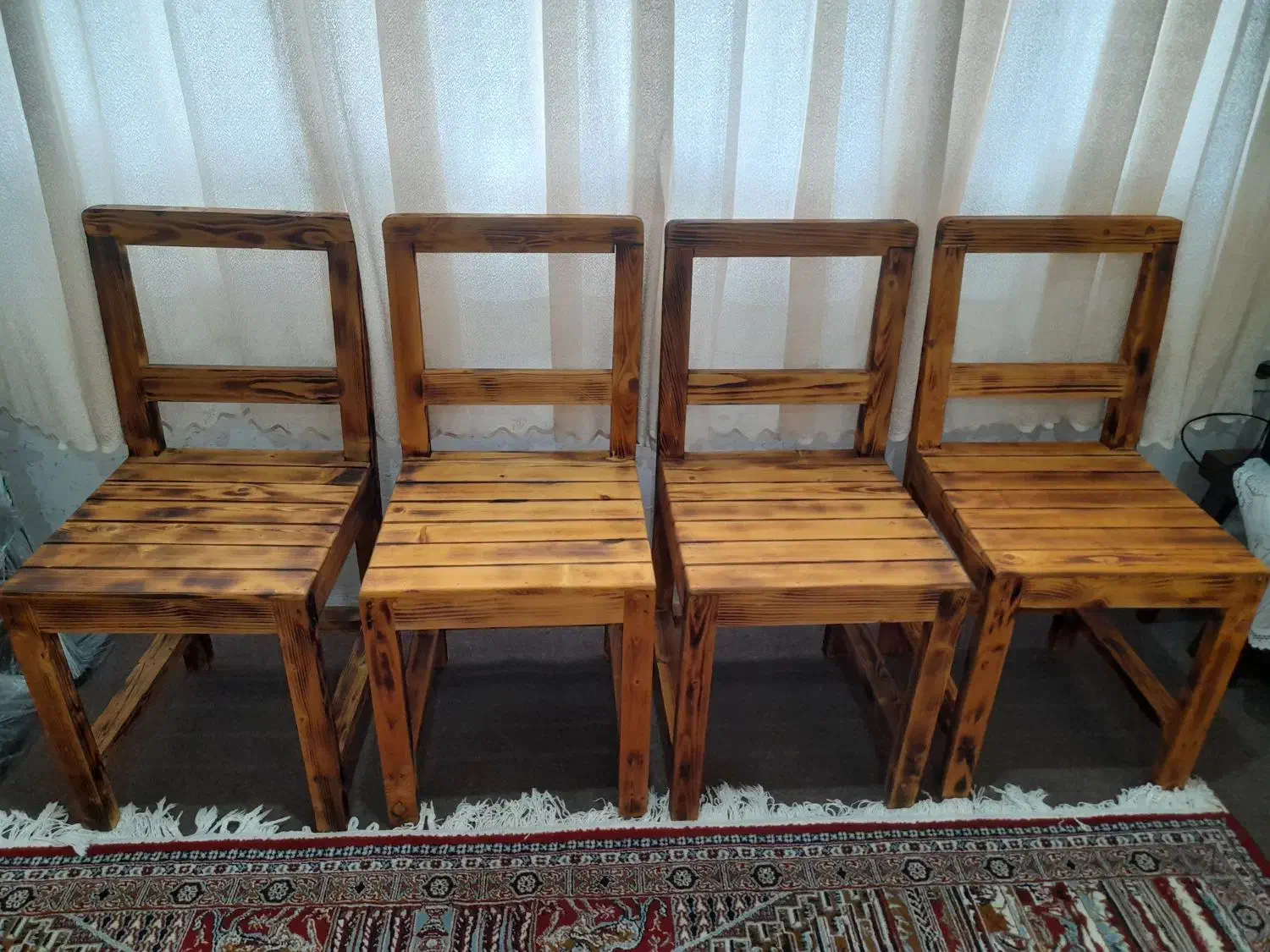 صندلی نراد نو و نو|میز و صندلی غذاخوری|بندر انزلی, بشمن|دیوار