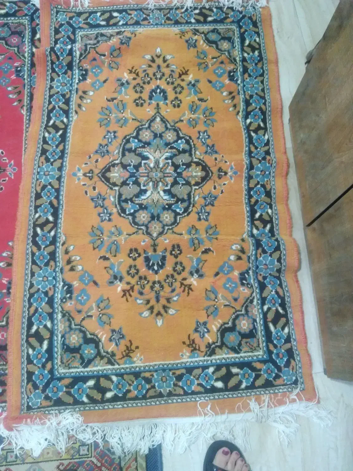 دو عدد قالیچه|فرش|رشت, کوی امام رضا|دیوار