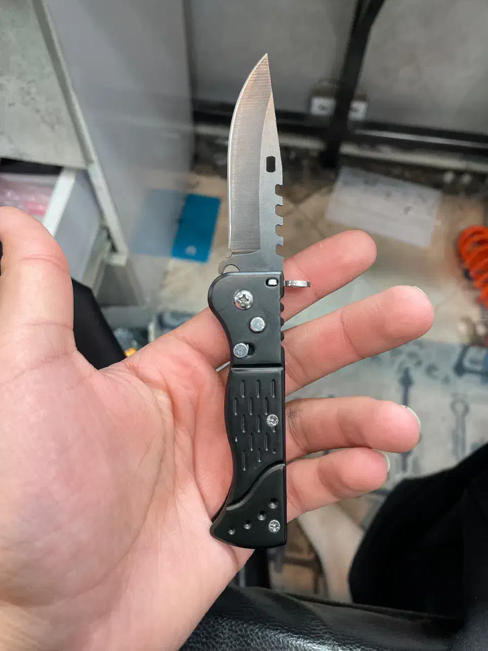 چاقو|کوهنوردی و کمپینگ|سبزوار, قائم|دیوار