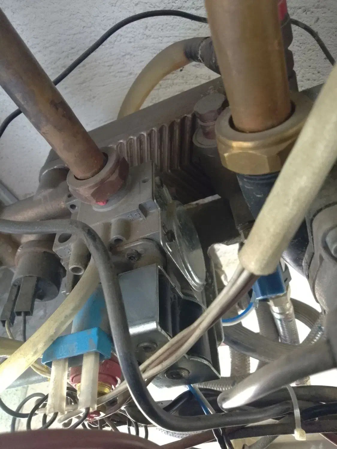 تعمیرات پکیج لوله کشی،تعمیر بخاری سرویس بخاری|خدمات پیشه و مهارت|تهران, تهرانپارس شرقی|دیوار