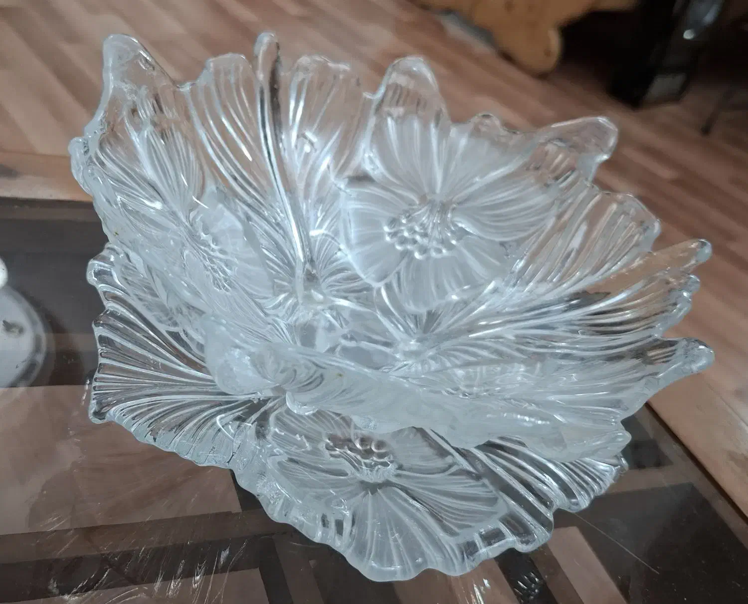 زیر بالای شیشه ای|ظروف سرو و پذیرایی|رشت, لاکانی|دیوار