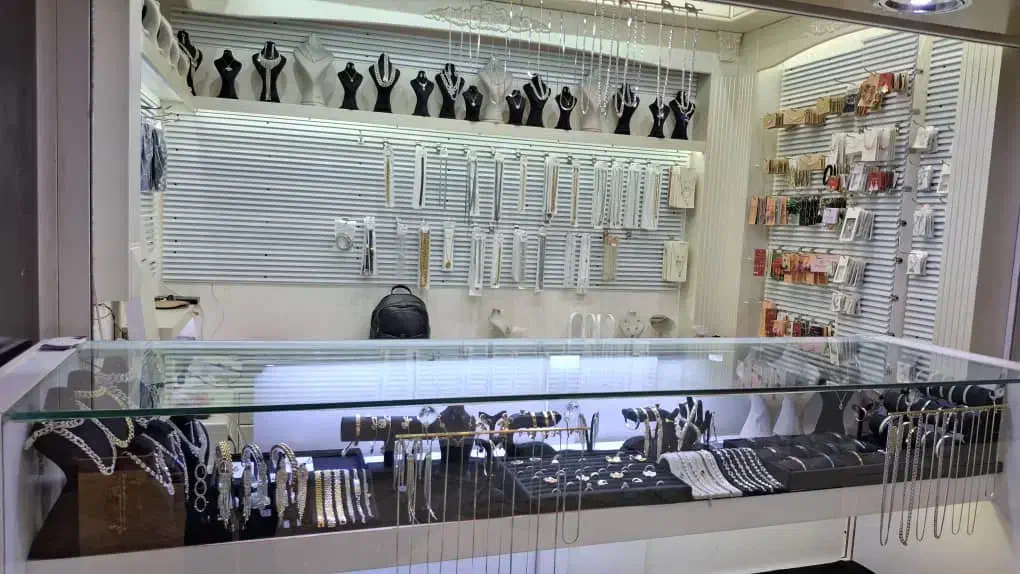 خرید و تعویض نقره سالم و شکسته در محل شما یا مغازه|جواهرات|تهران, بازار|دیوار