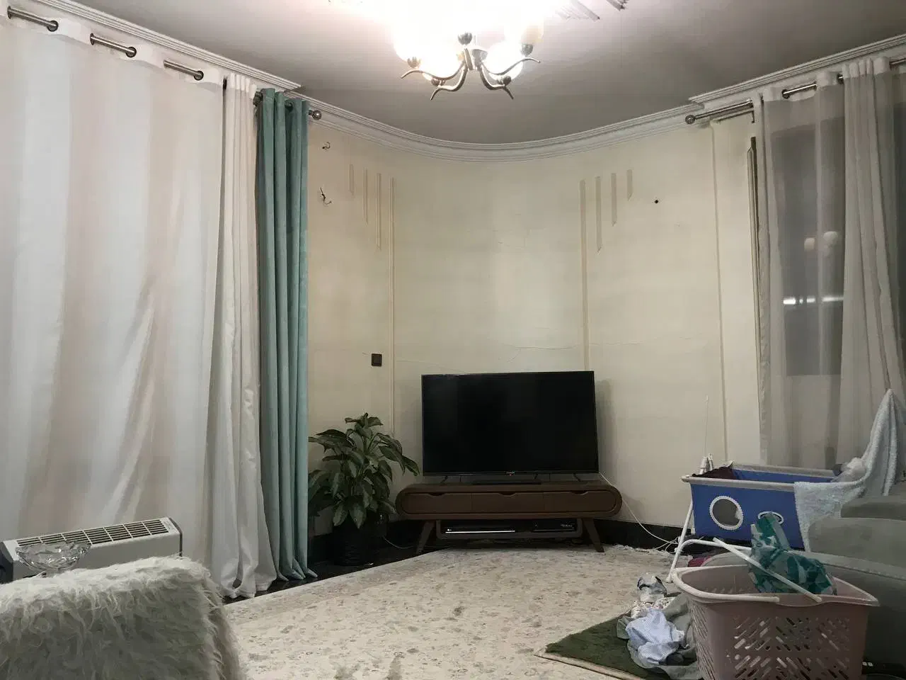 آپارتمان ۷۵ متری یکخواب طبقه‌ی دوم