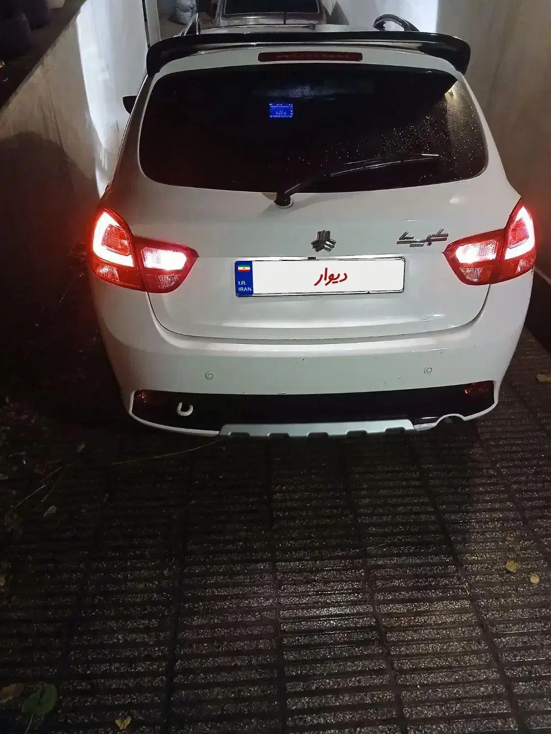 کوییک اتومات سفید مشکی|خودرو سواری و وانت|تهران, نارمک|دیوار