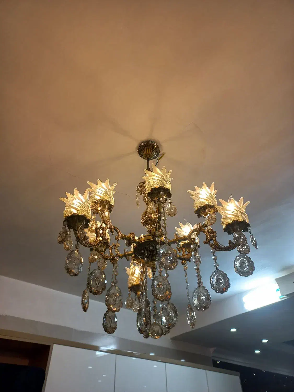 لوستر برنج ۹ شعله|لوستر و چراغ آویز|اسلام‌شهر, شهرک قائمیه|دیوار