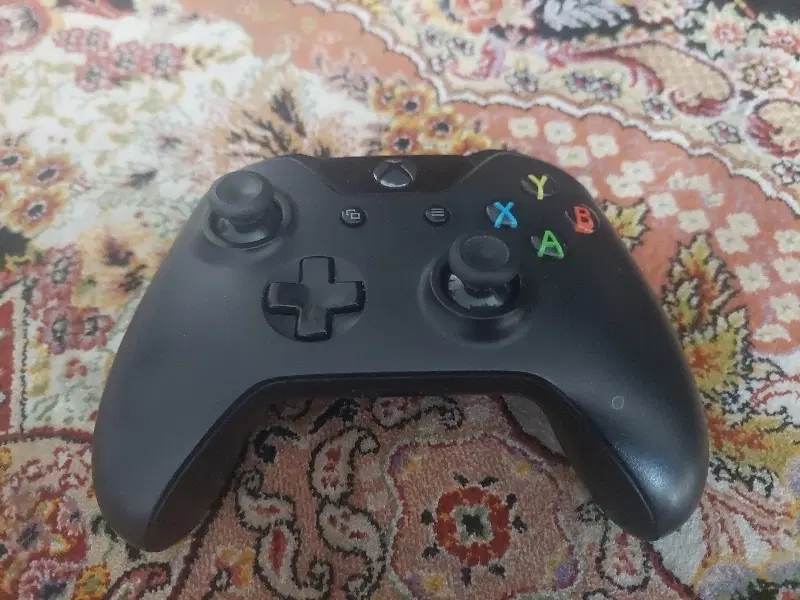 ایکس باکس وان pro معاوضه فقط با ps4|کنسول، بازی ویدئویی و آنلاین|همدان, |دیوار