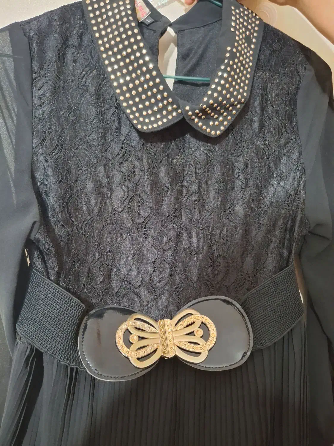 پیراهن مشکی مجلسی|لباس|بافت, |دیوار