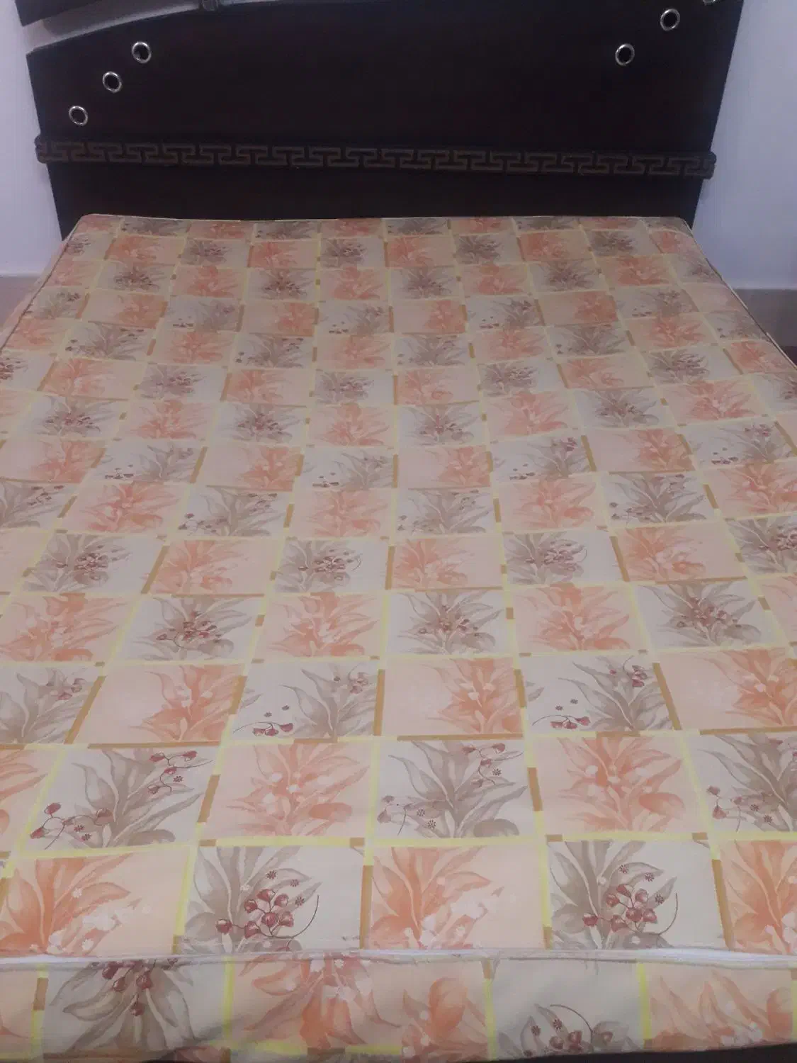 تشک ،تختخواب|تشک تختخواب|آران و بیدگل, |دیوار