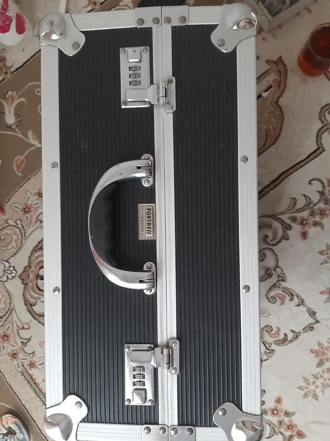 چمدان لوازم ارایشی|آرایشگاه و سالن‌های زیبایی|بهشهر, |دیوار