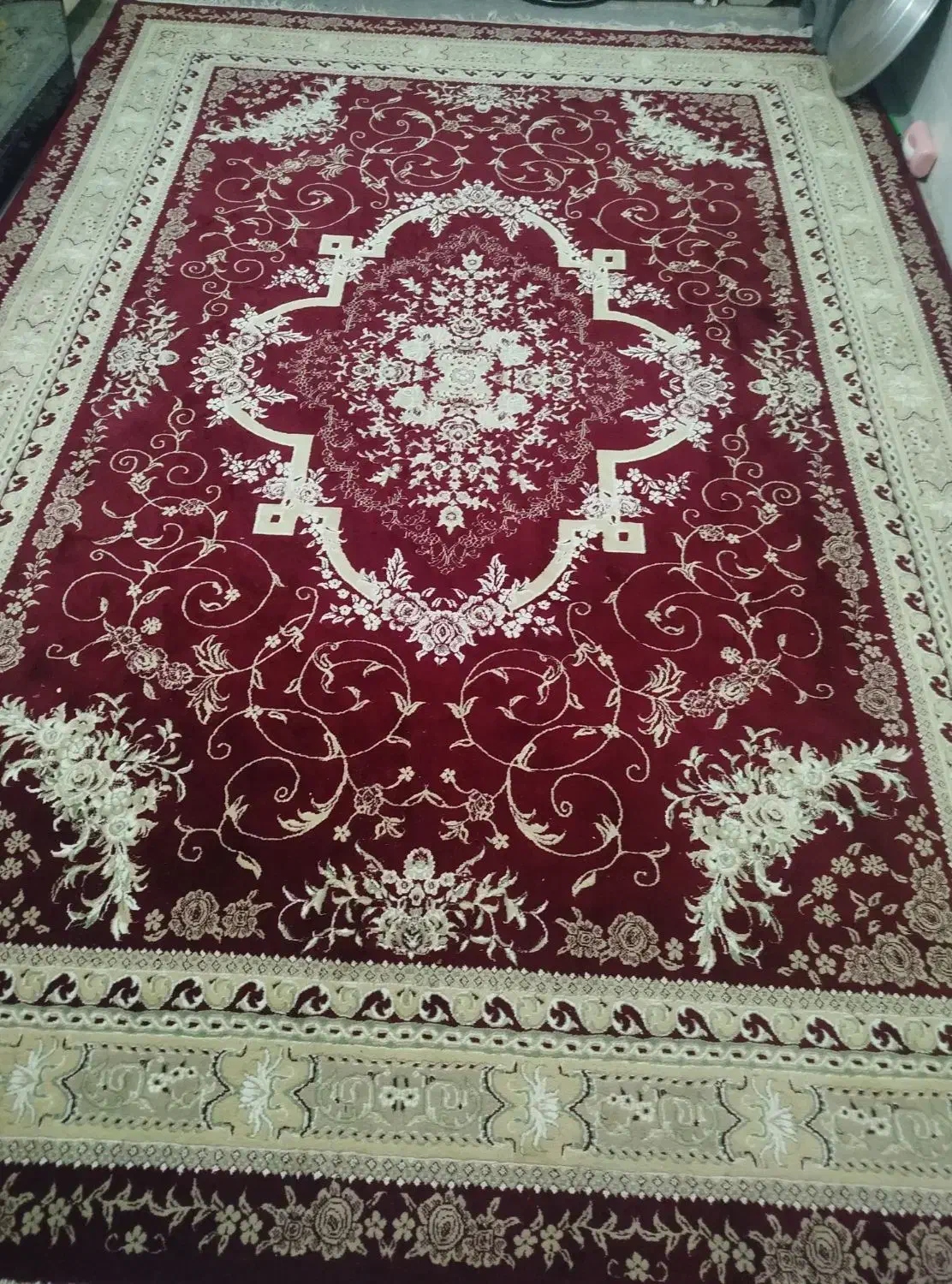 فرش|فرش|نی‌ریز, |دیوار