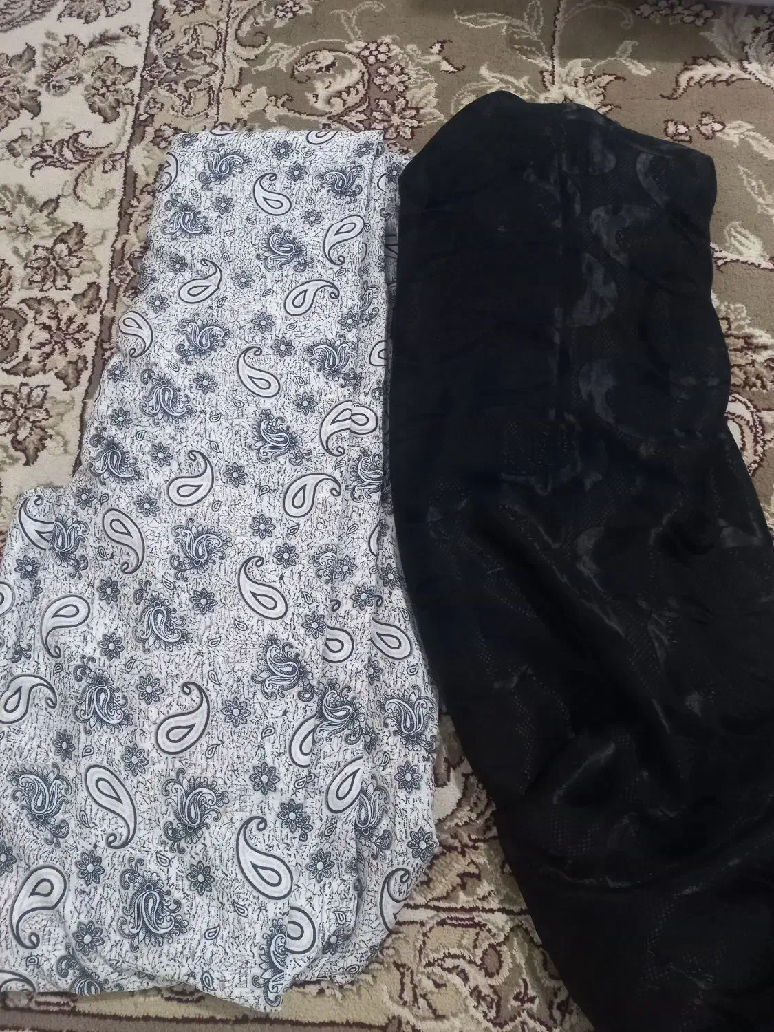 دوتا چادر نونو|لباس|بابل, |دیوار