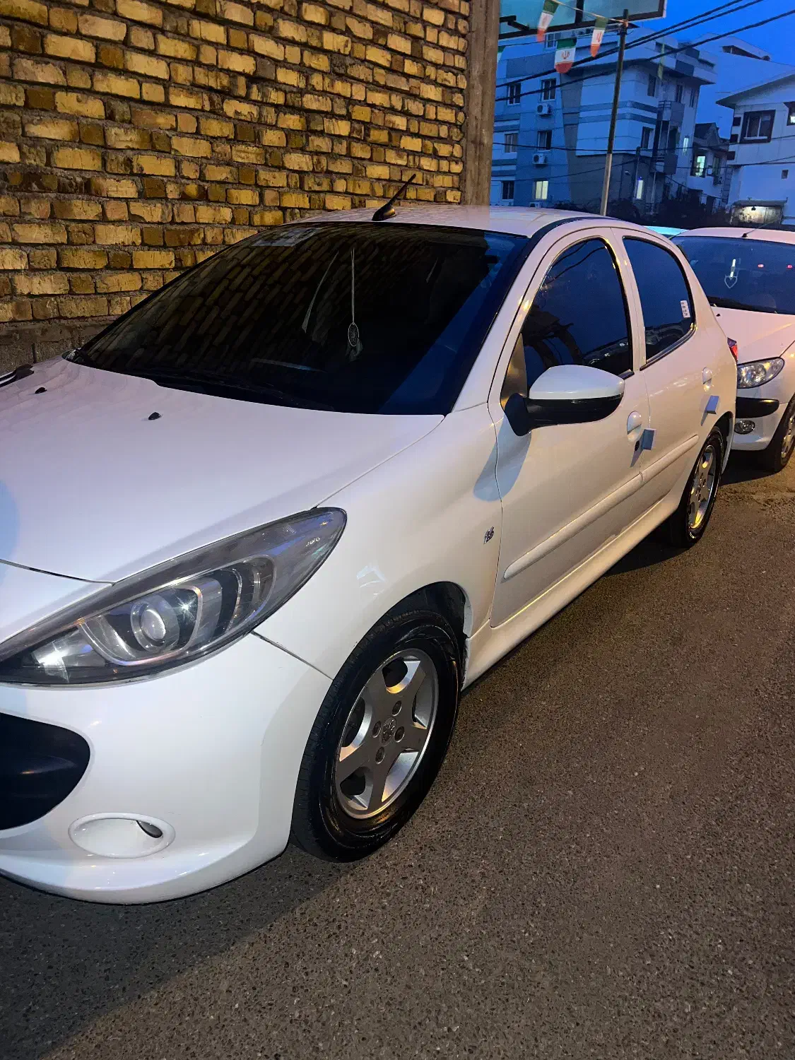 پژو ۲۰۷مدل ۹۶|خودرو سواری و وانت|رشت, اسماعیل آباد|دیوار