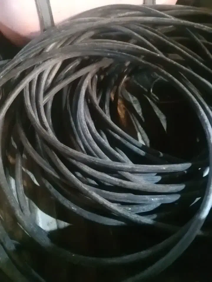 کابل در حد نو آلومینیوم سه فاز ۴ در ۱۶|مصالح و تجهیزات ساختمان|شاهرود, |دیوار