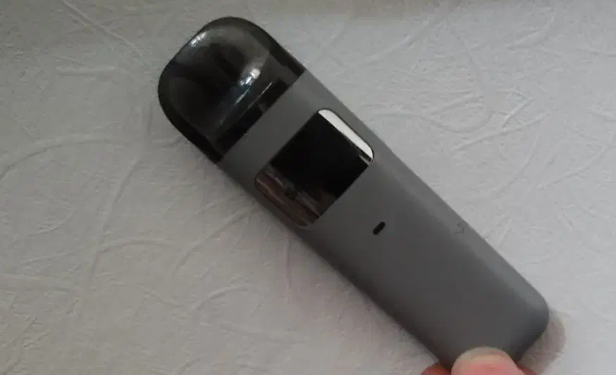 قلیون شارژی دوبار استفاده شده نوعه شارژی|زیورآلات و اکسسوری|آران و بیدگل, |دیوار