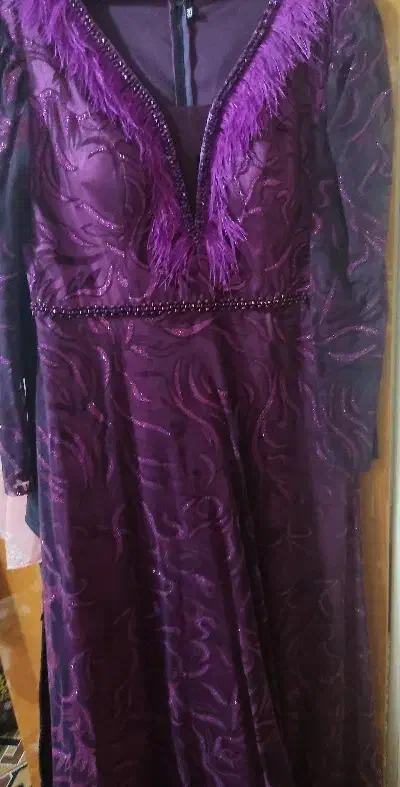 لباس مجلسی|لباس|لنجان, |دیوار