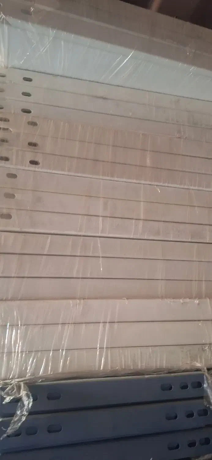 سفید کفی ۴۰در۷۰ قفسه و ۴۰در۶۰|کتابخانه، شلف، قفسههای دیواری|تهران, اسکندری|دیوار