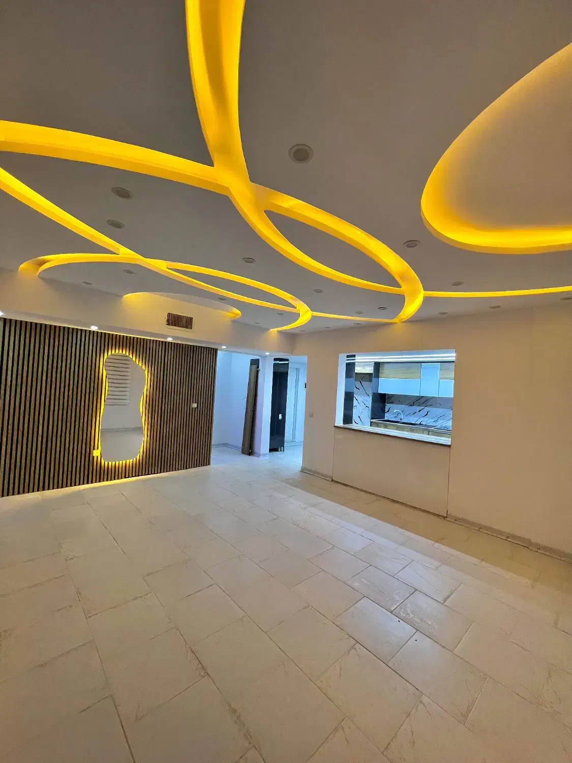 آپارتمان۹۸متری/فول اکازیون/گیت نگهبانی|فروش آپارتمان|پرند, فاز ۲|دیوار