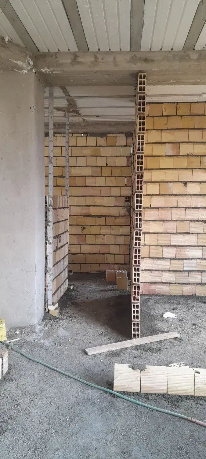 موزاییک کاشی وسرامیک سیمان کاری الماتورب|خدمات پیشه و مهارت|صومعه‌سرا, |دیوار