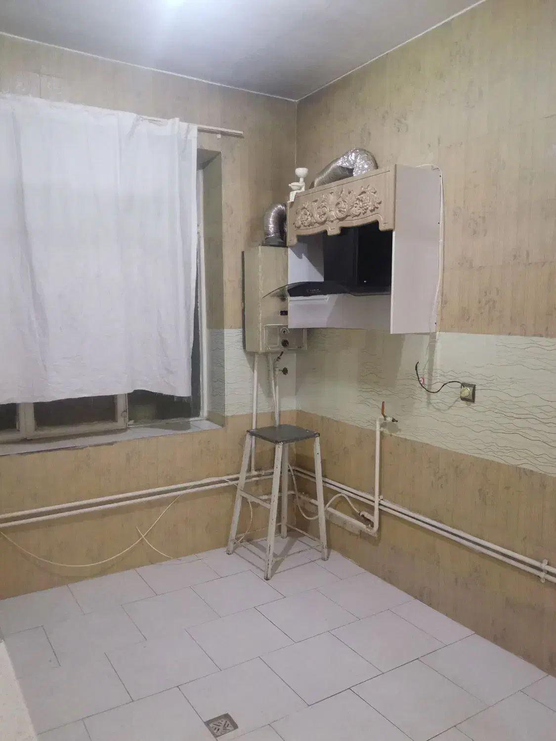 آپارتمان ۷۵ متری تخلیه اجاره فقط به زوج