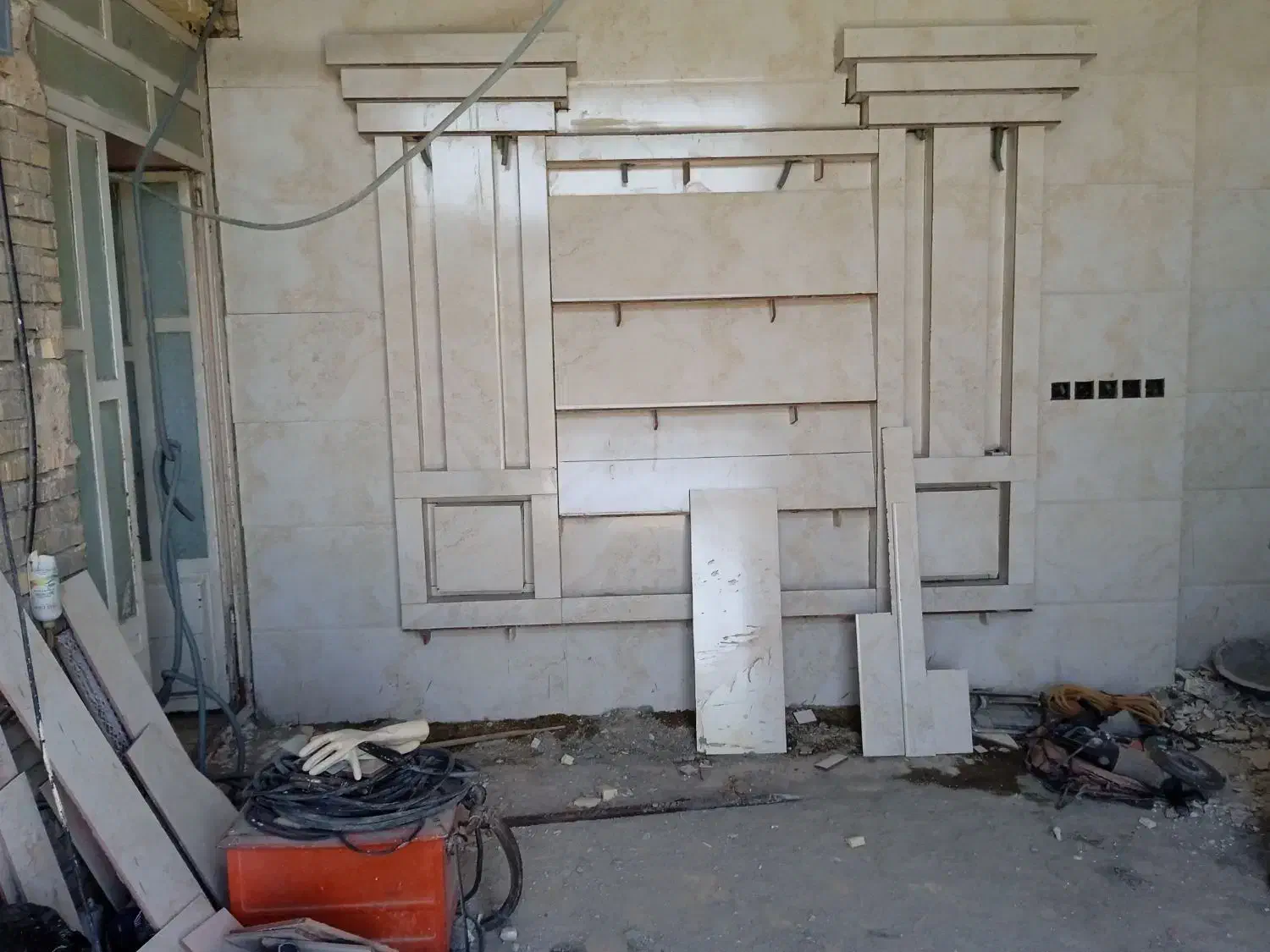 کاشی کاری ونمای ساختمان|خدمات پیشه و مهارت|بندر امام خمینی, |دیوار