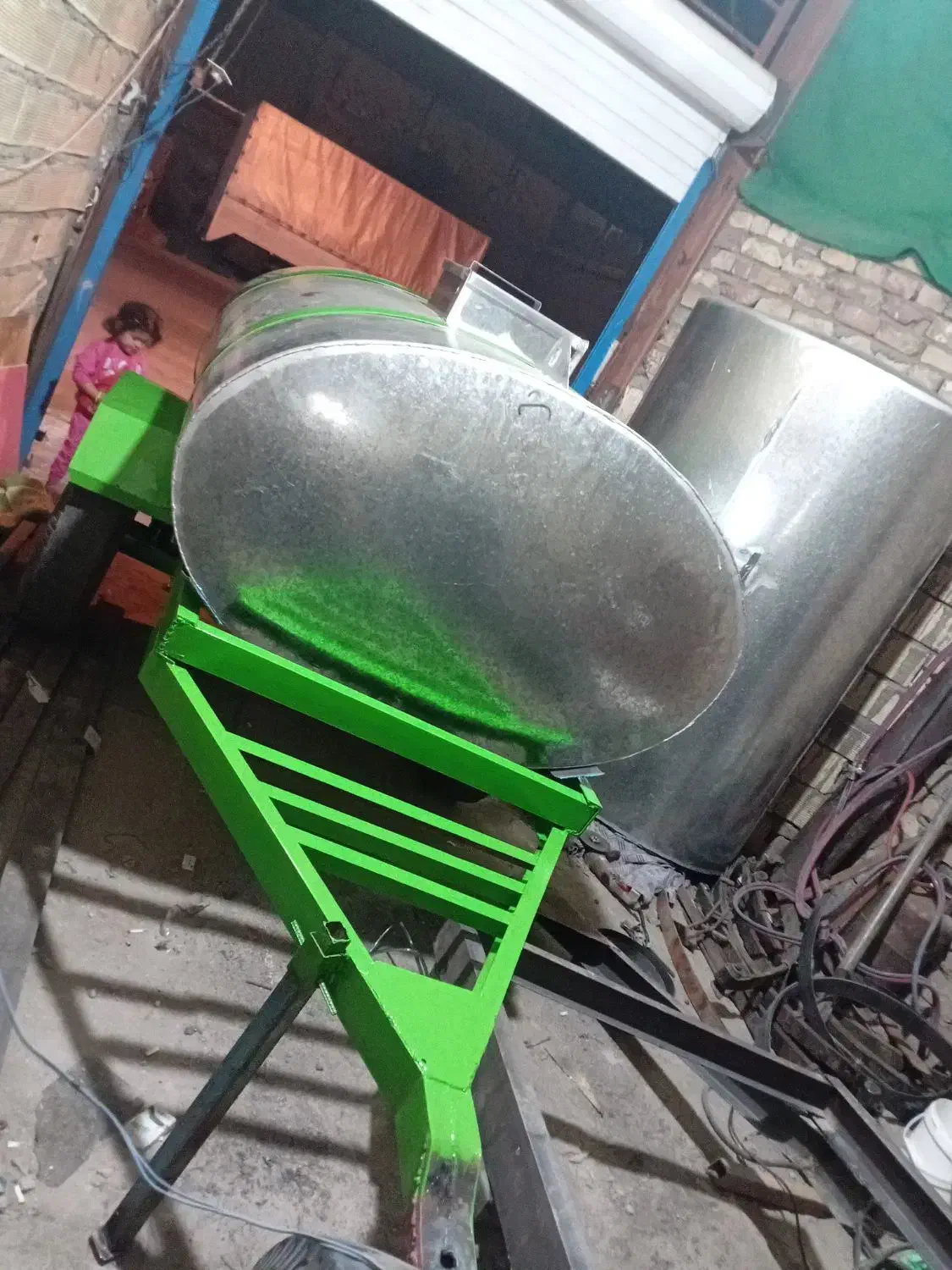 تانکر|ماشین‌آلات صنعتی|ساوه, |دیوار