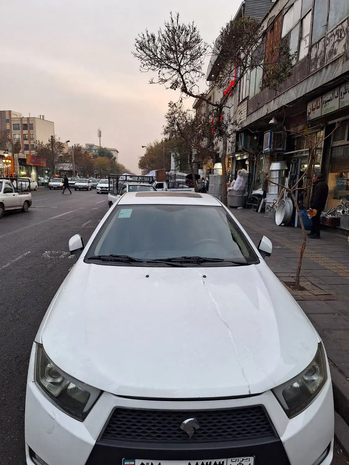 دنا پلاس مدل ۹۷ سانروفدار|خودرو سواری و وانت|تهران, آهنگ|دیوار