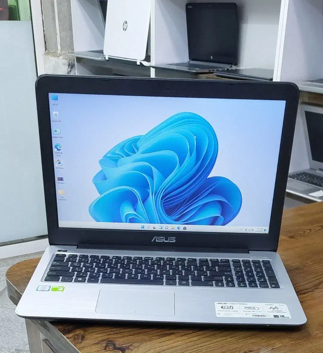 لپ تاپ Asus k556u i7 8 128 ssd 2GB nVidia|رایانه همراه|مشهد, بهاران|دیوار