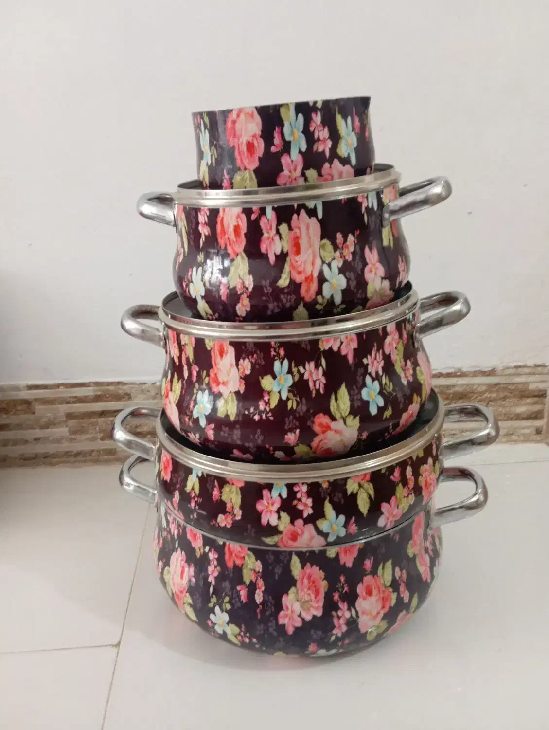 قابلمه تفلون|ظروف پختوپز|کاشمر, |دیوار