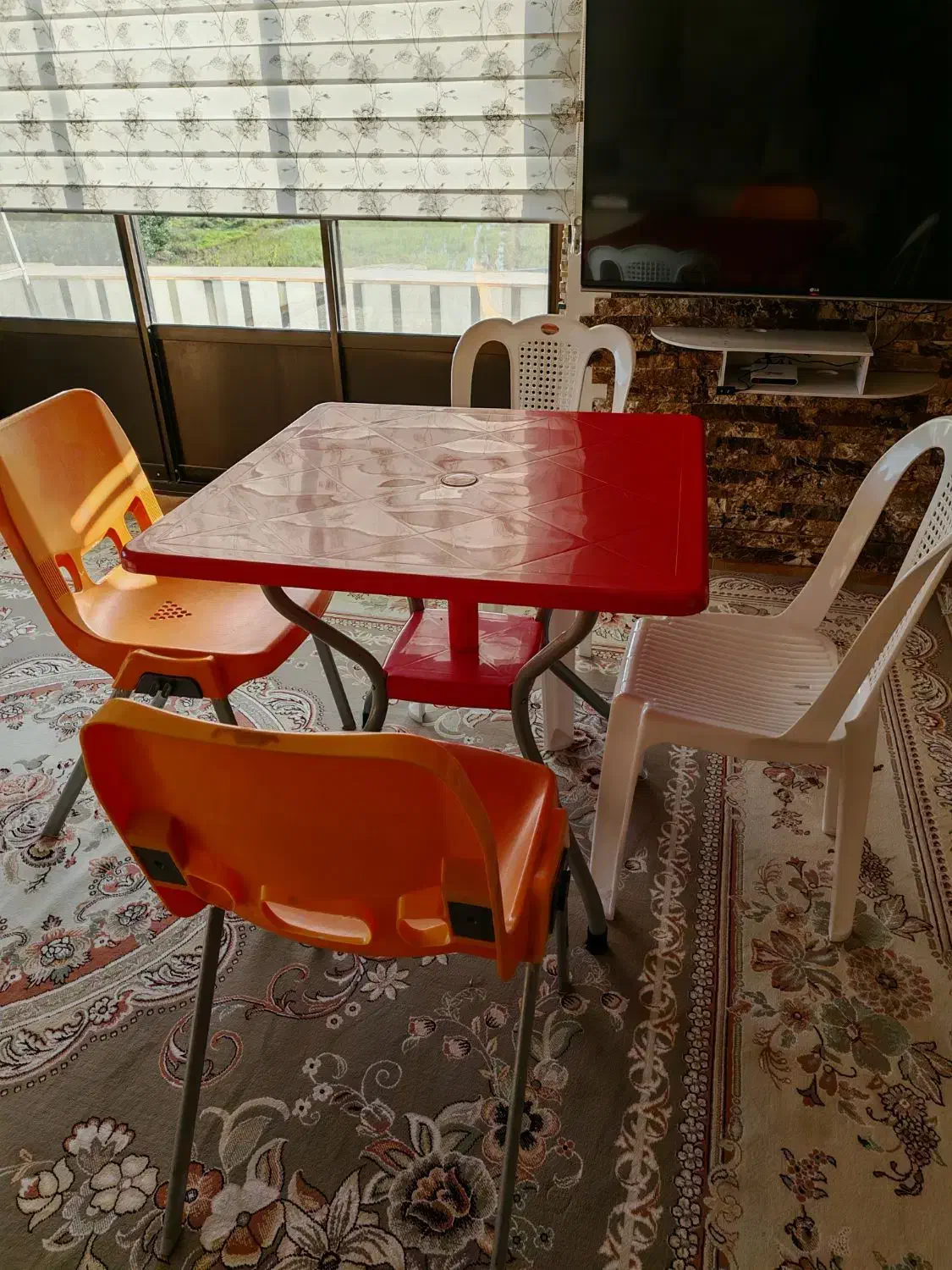 میزناهارخوری|میز و صندلی غذاخوری|شلمان, |دیوار