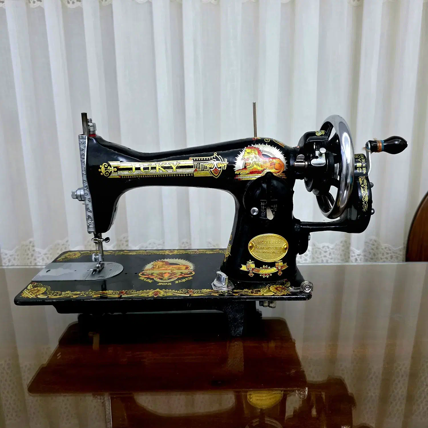 چرخ خیاطی|کلکسیون اشیاء عتیقه|تهران, تهرانسر شمالی|دیوار