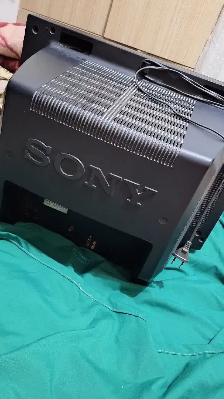 نلویزیون سونی|تلویزیون و پروژکتور|شهرکرد, |دیوار