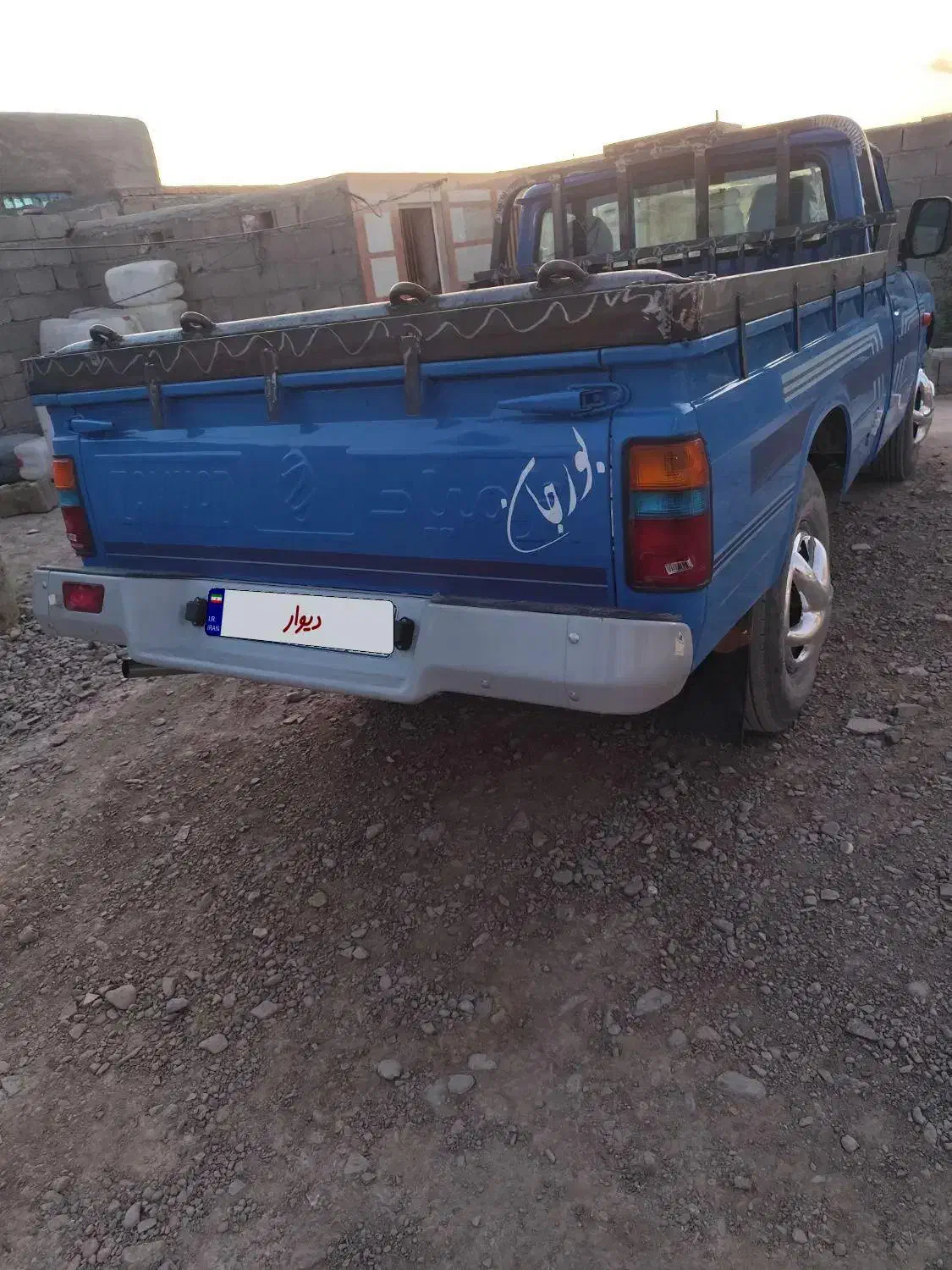 فروش فوری نیسان حشک 404فرمان هیدرولیک|خودرو سواری و وانت|مهرستان, |دیوار