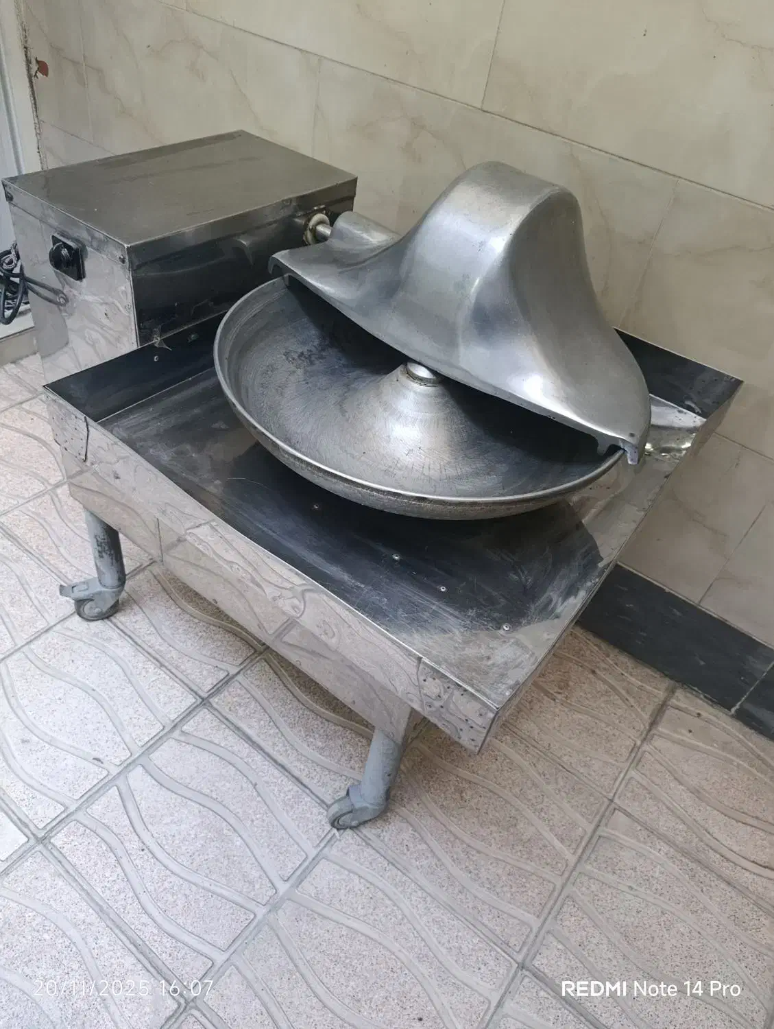 سبزی خردکن صنعتی دهانه ۶۰|فروشگاه و مغازه|بهارستان, |دیوار