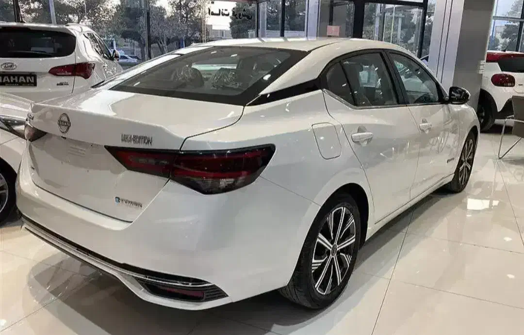 نیسان سیلفی رنگ سفید صفر مکس ادیشن مدل ۲۰۲۴|خودرو سواری و وانت|اصفهان, مهرآباد|دیوار