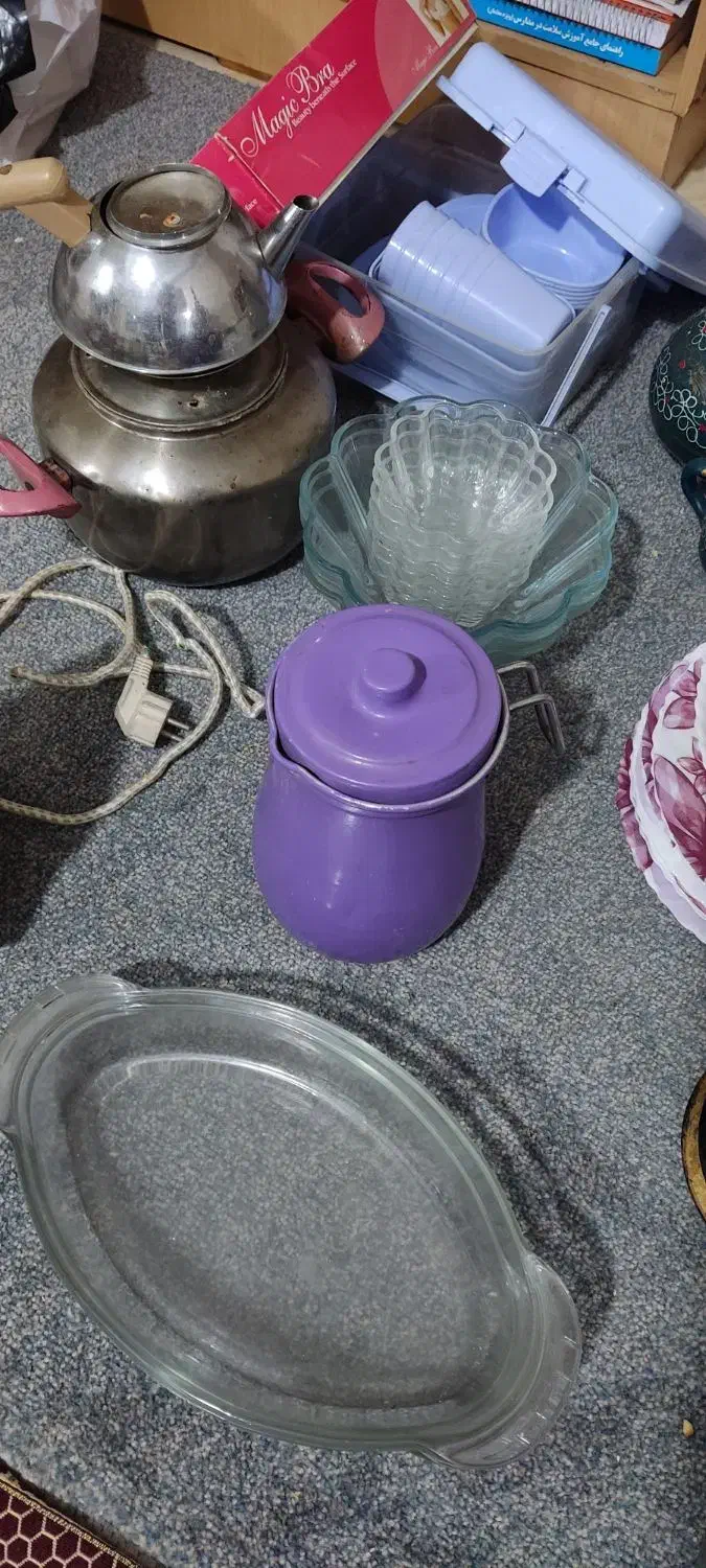 مقداری ظرف قابلمه کاری شیشه نشکن ارکوپال|ظروف سرو و پذیرایی|کرج, کوی گلها|دیوار