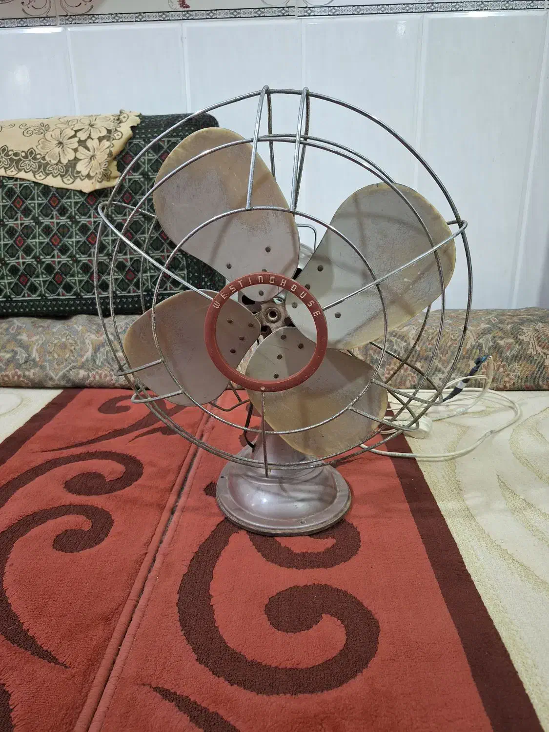 پنکه قدیمی|کلکسیون اشیاء عتیقه|برازجان, |دیوار