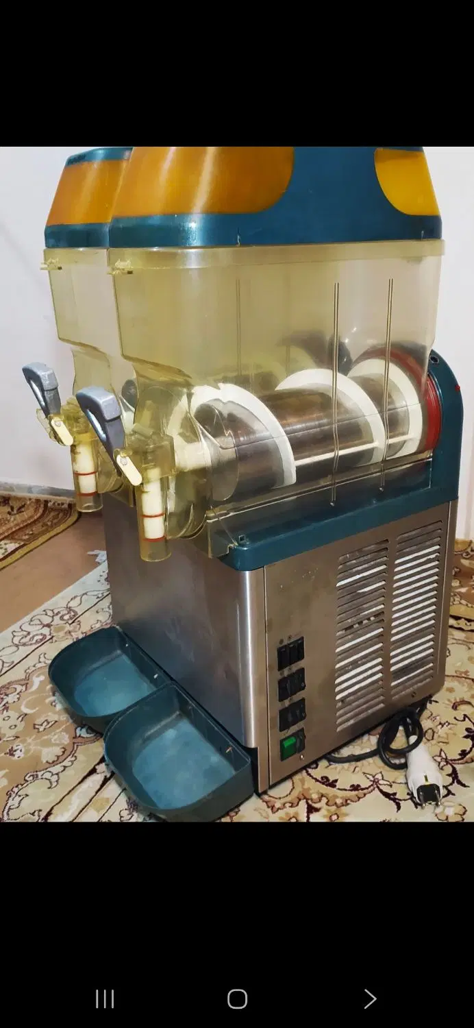 دستگاه یخ در بهشت - یخدربهشت - یخ دربهشت|کافیشاپ و رستوران|تهران, بریانک|دیوار