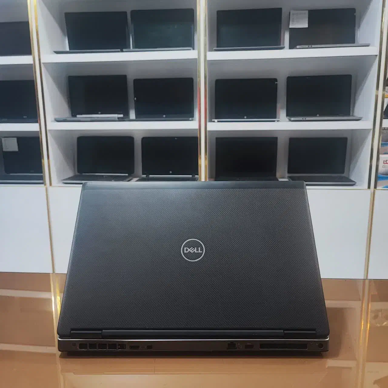 لپتاپ دل i7 با 16 گیگ گرافیک واقعی، ویندوز اصلی|رایانه همراه|اصفهان, سرچشمه|دیوار