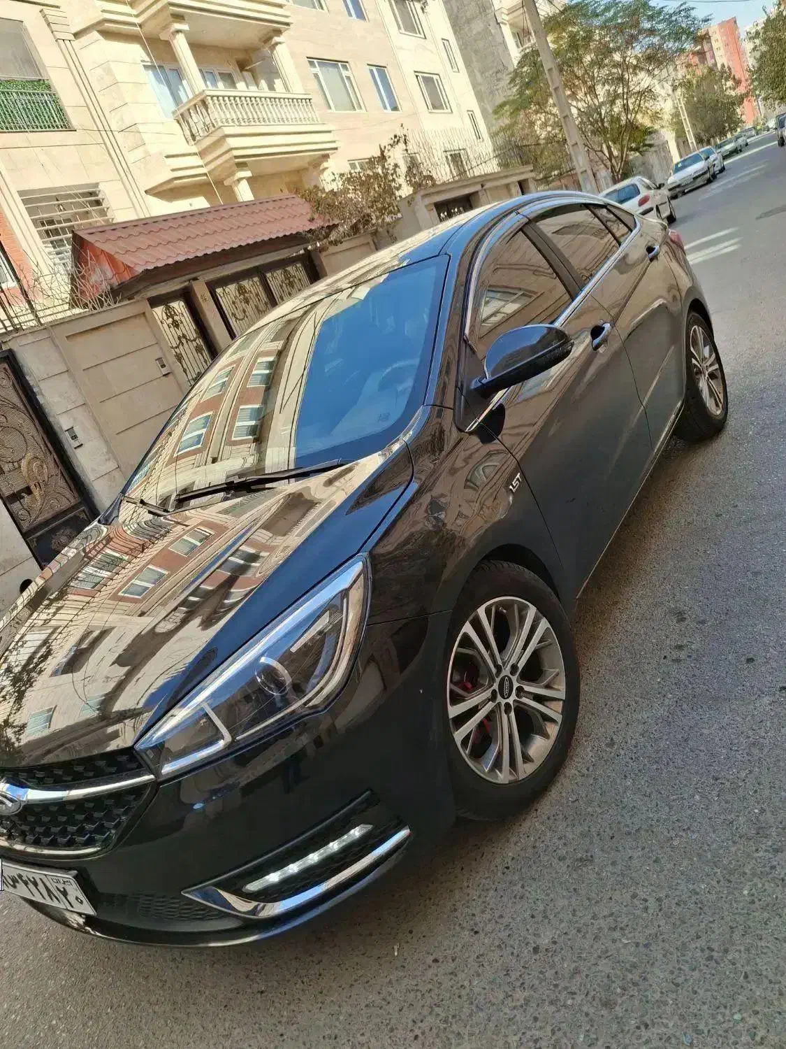 اریزو ۵ مدل ۱۴۰۰ گارانتی فعال|خودرو سواری و وانت|تهران, فردوسی|دیوار