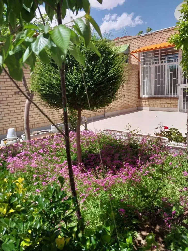 فروش ویلایی ۲۲۰متری بازسازی شده شیک دو کله|فروش خانه و ویلا|شاهینشهر, شهرک پردیس|دیوار