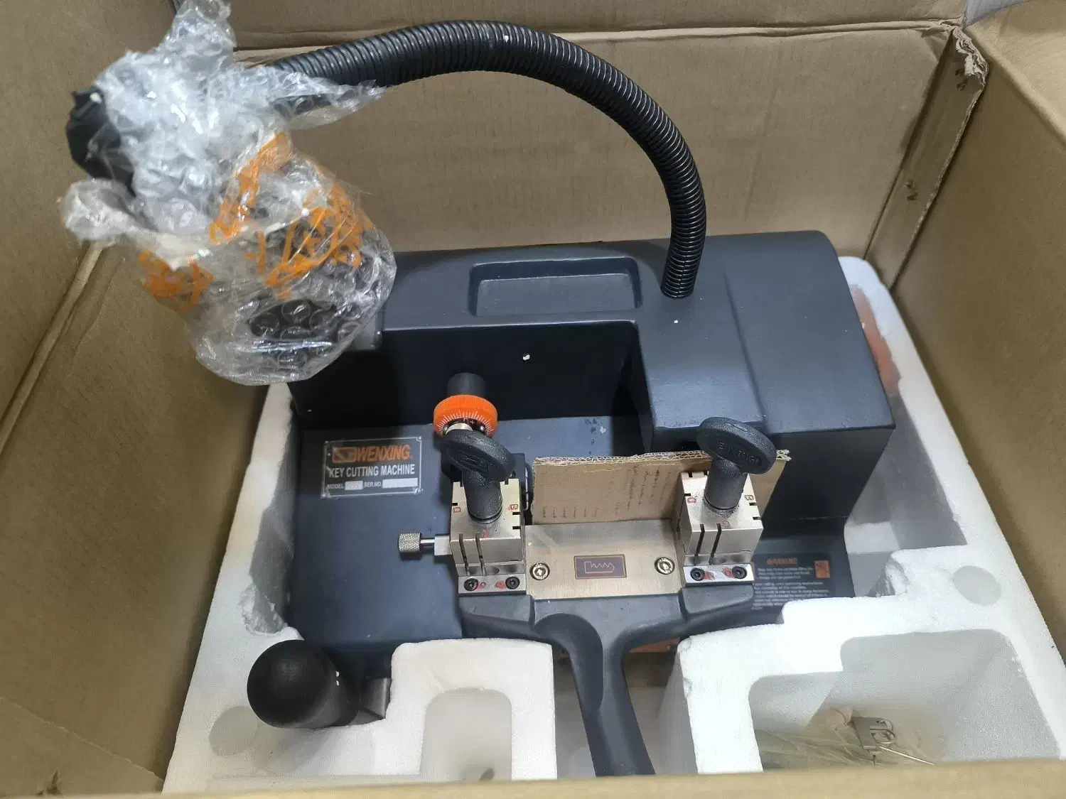 دستگاه کلید سازی سوئیچی|فروشگاه و مغازه|شاهینشهر, حافظ جنوبی|دیوار